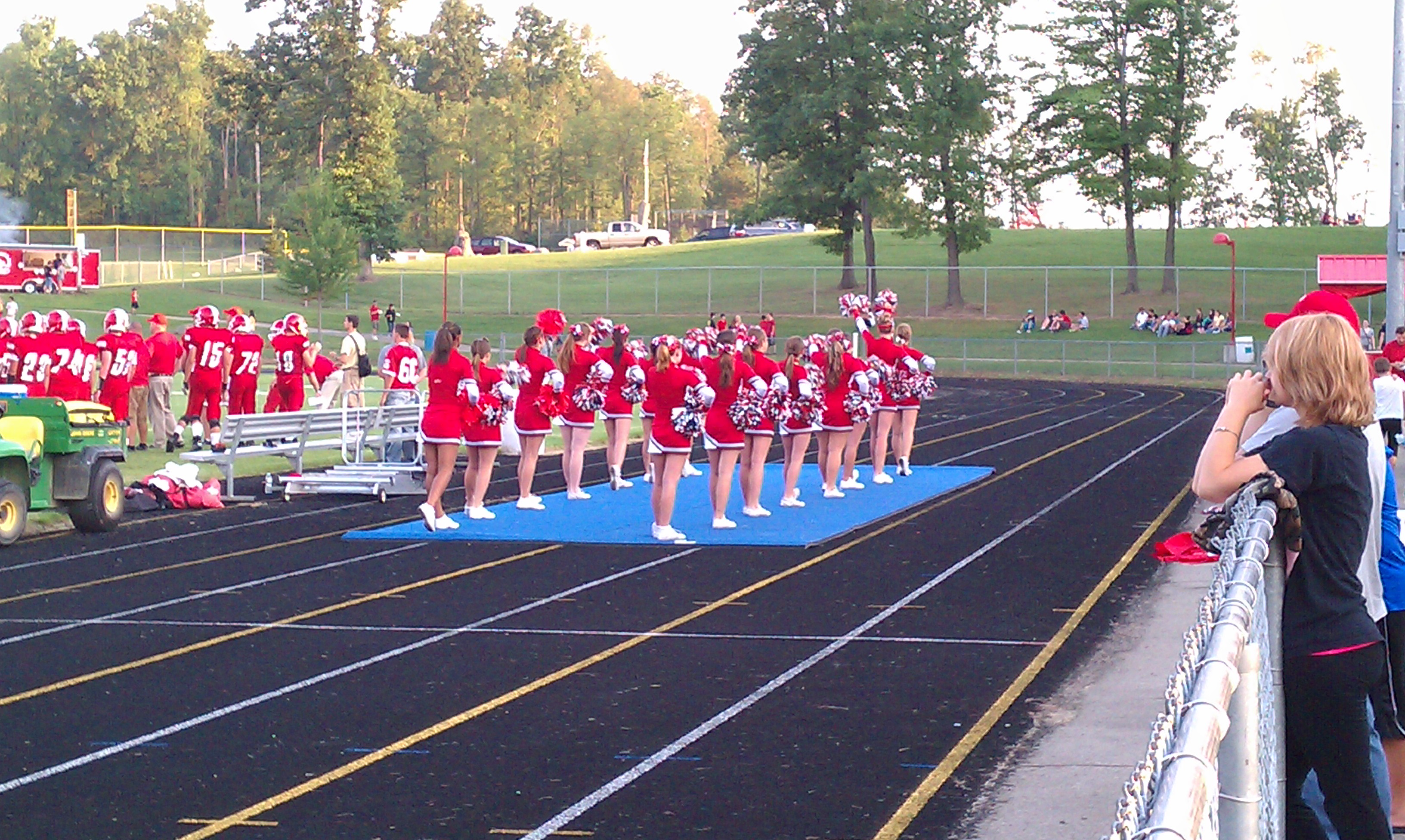 Sideline Cheer HanoverHorton